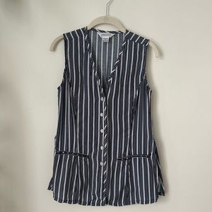 VINTAGE EXPRESS sleeveless button down blouse